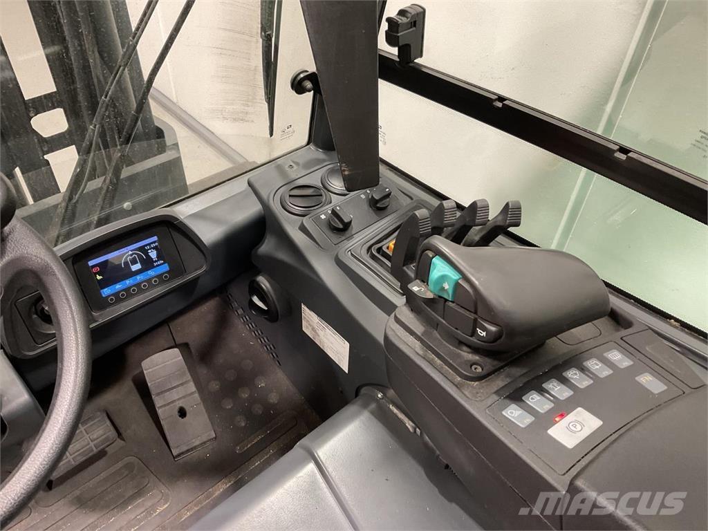 Mitsubishi FB40S-2 Elektriske trucker