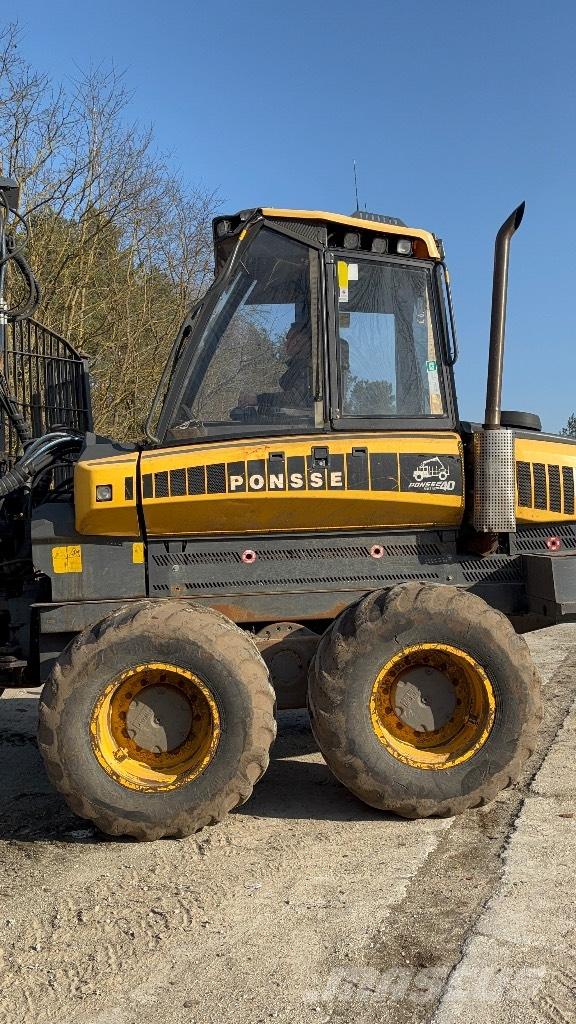 Ponsse Buffalo Lassbærere