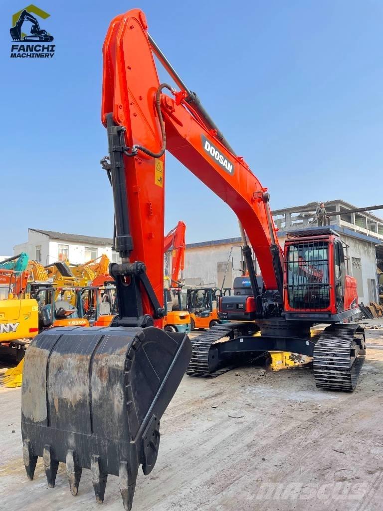 Doosan DX 300 LCA Beltegraver