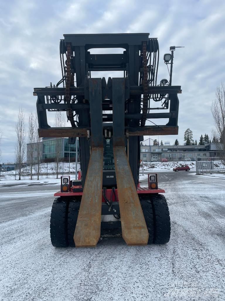 Kalmar DCG120-6 Diesel Trucker