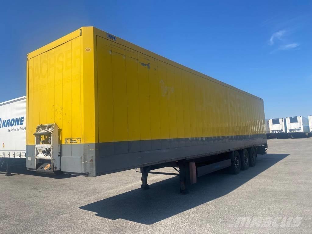 Krone SD Dry-Liner Lettisolert skaptrailer