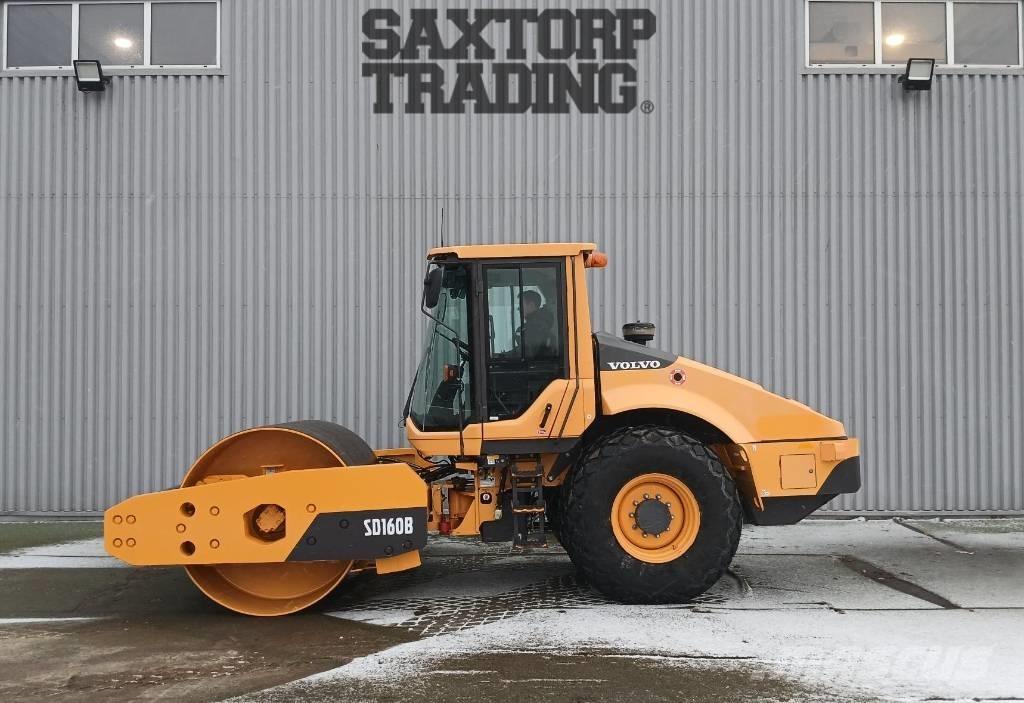 Volvo SD160 B, Vält Gummihjulsvalser