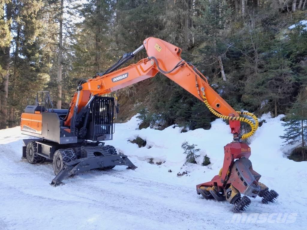 Doosan DX 210 W Gravemaskiner