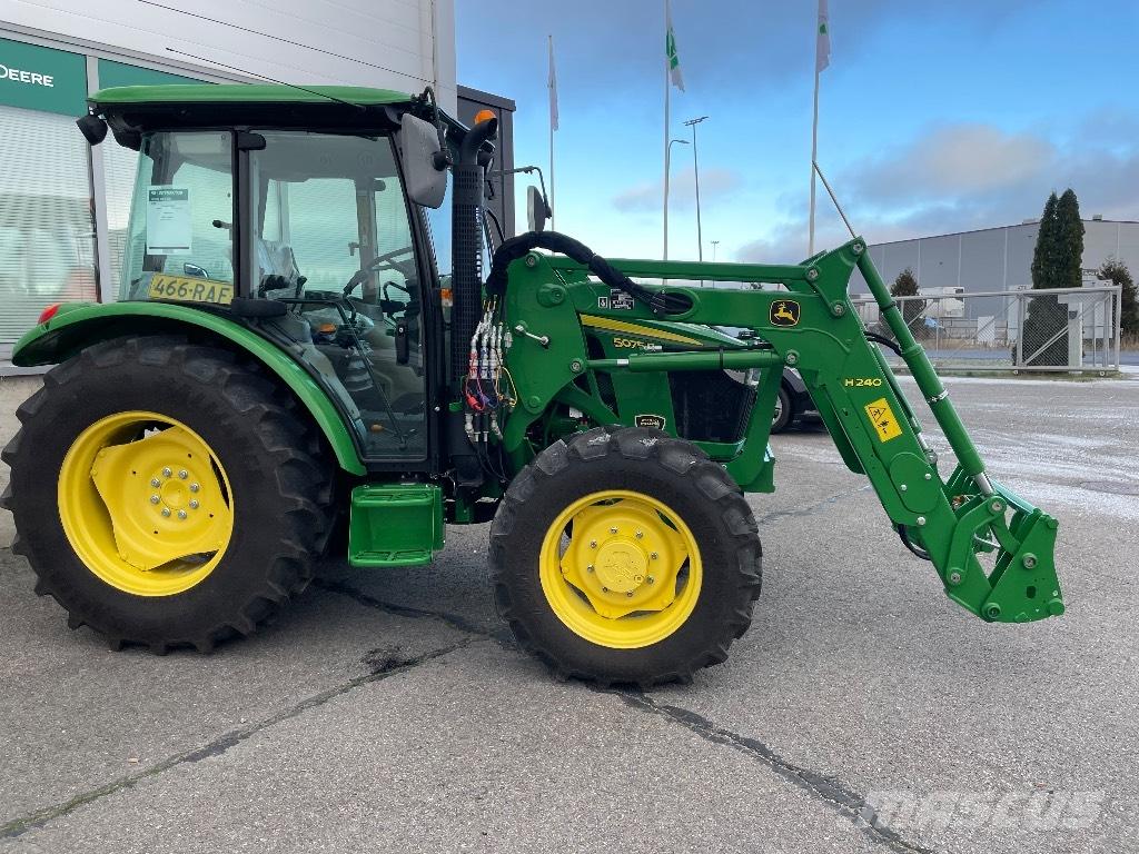 John Deere 5075 E Traktorer
