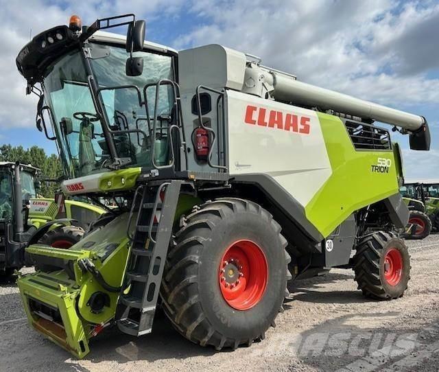 CLAAS TRION 530 Skurtreskere