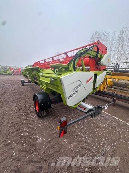 CLAAS TRION 530 Skurtreskere