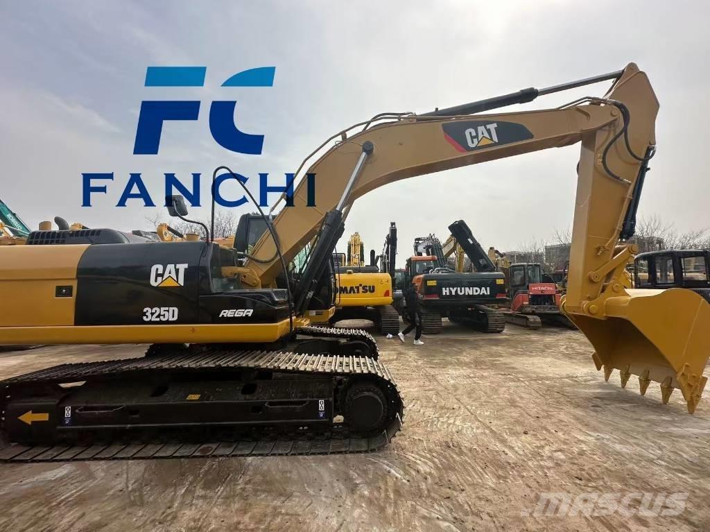 CAT 325 D Beltegraver