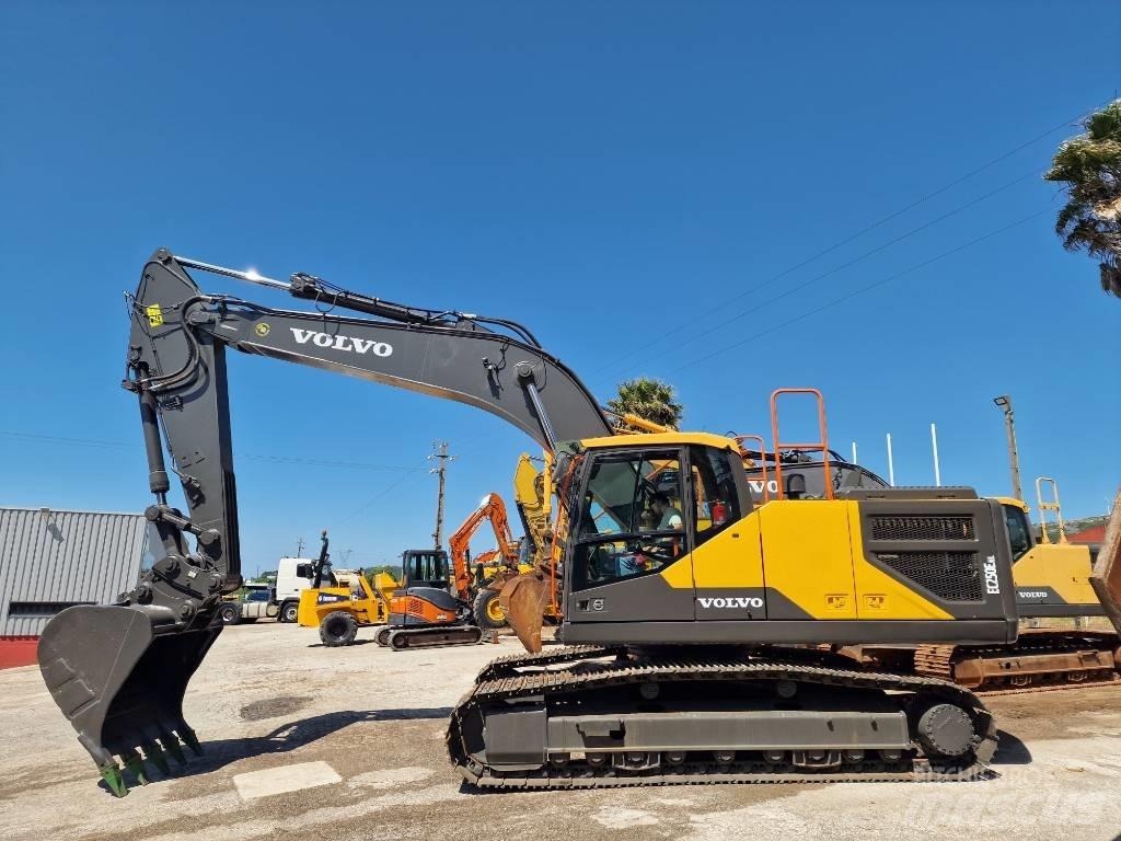 Volvo EC 250 ELN Beltegraver