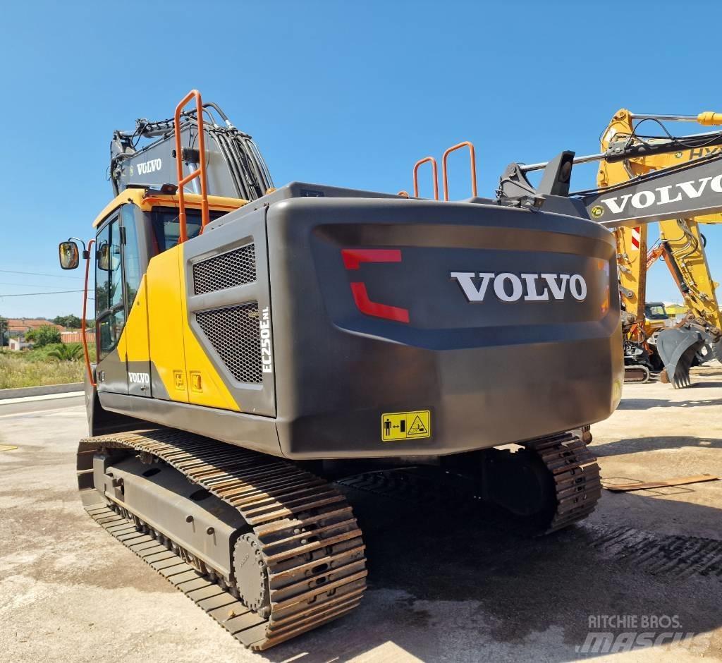 Volvo EC 250 ELN Beltegraver