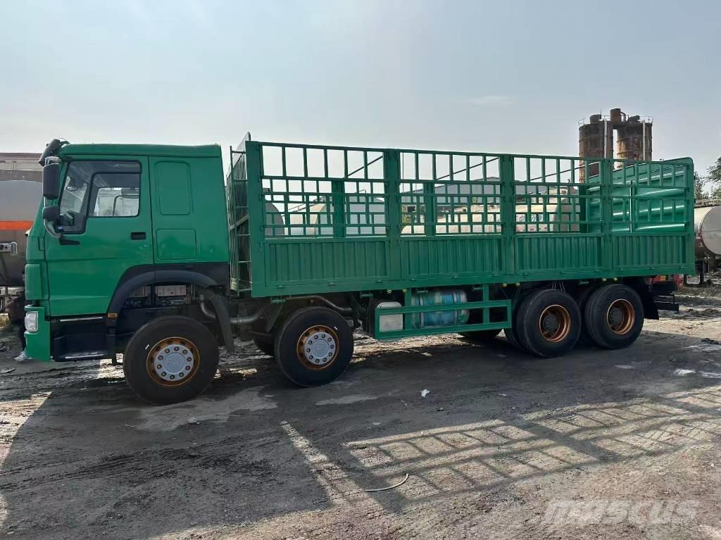 Sinotruk HOWO420hp Planbiler