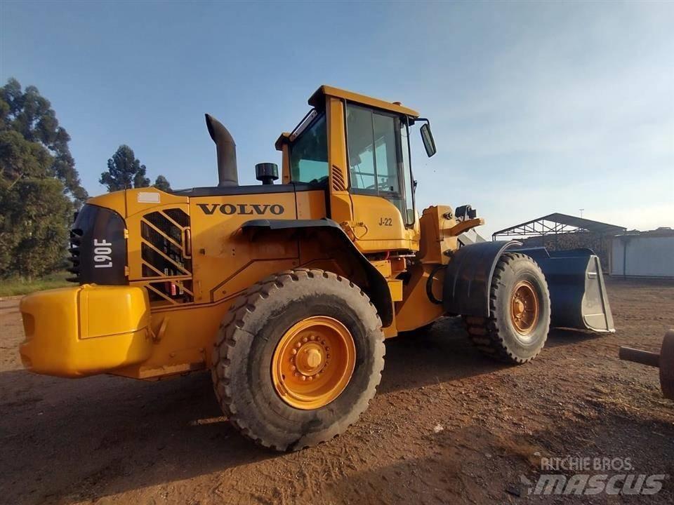Volvo L90F Hjullastere