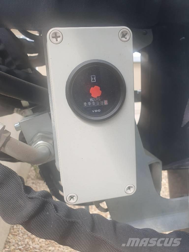 Kesla 2217ZT Gravemaskiner