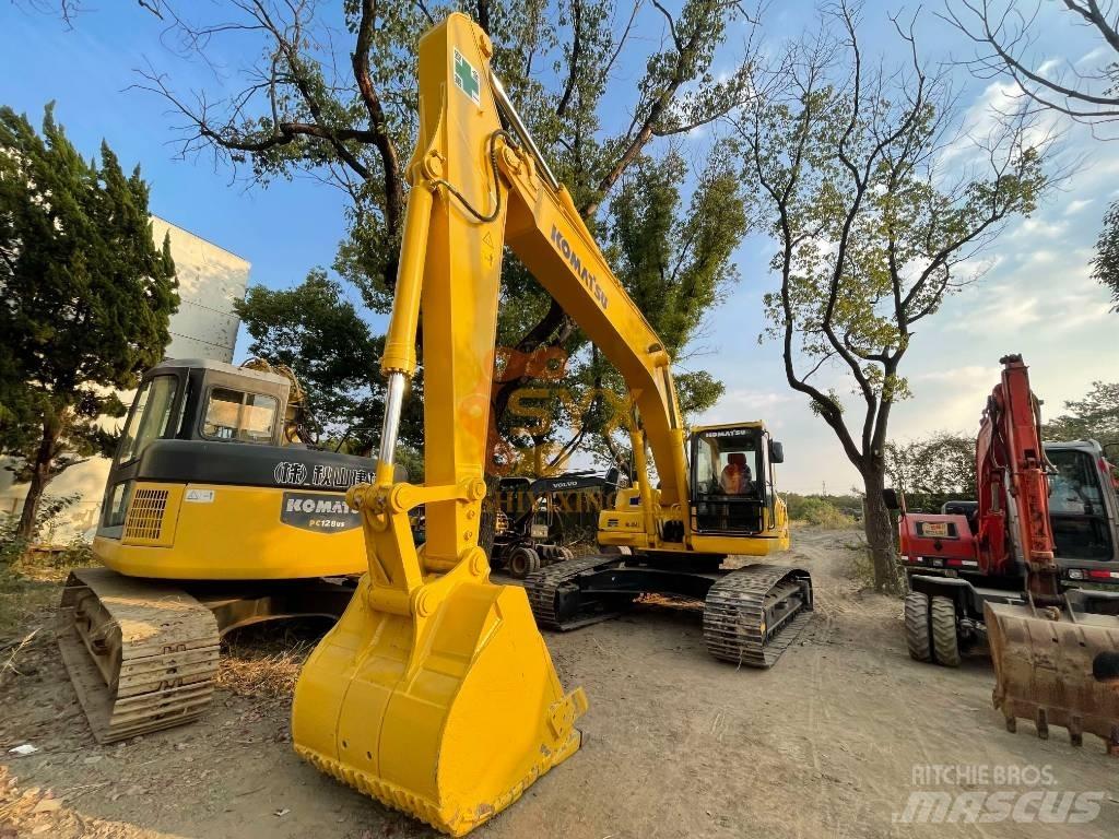 Komatsu PC 240-8 Beltegraver
