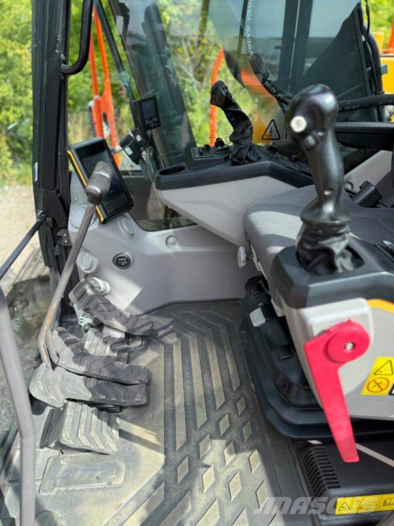 Volvo EC 220 EL Beltegraver