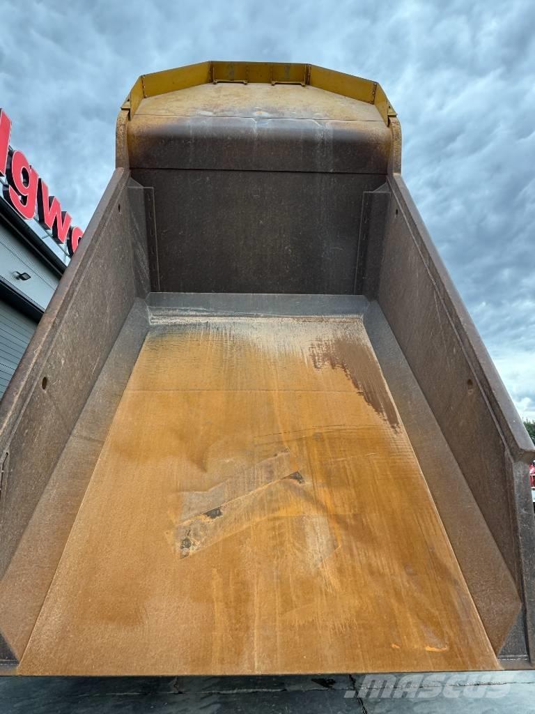 CAT 772G Tipptrucker