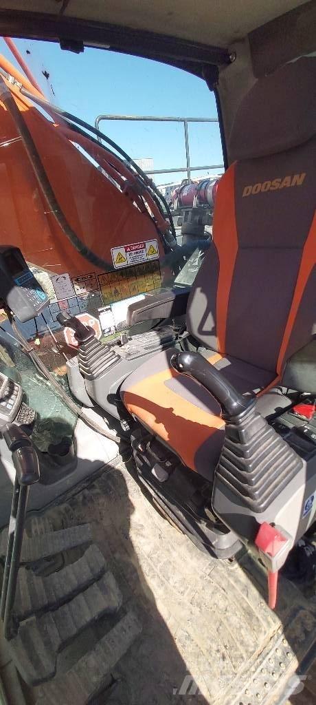 Doosan DX 300 LC Beltegraver