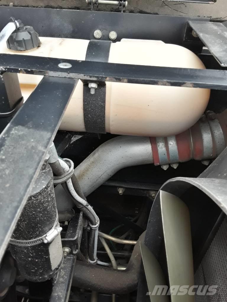 New Holland CX 8060 Skurtreskere