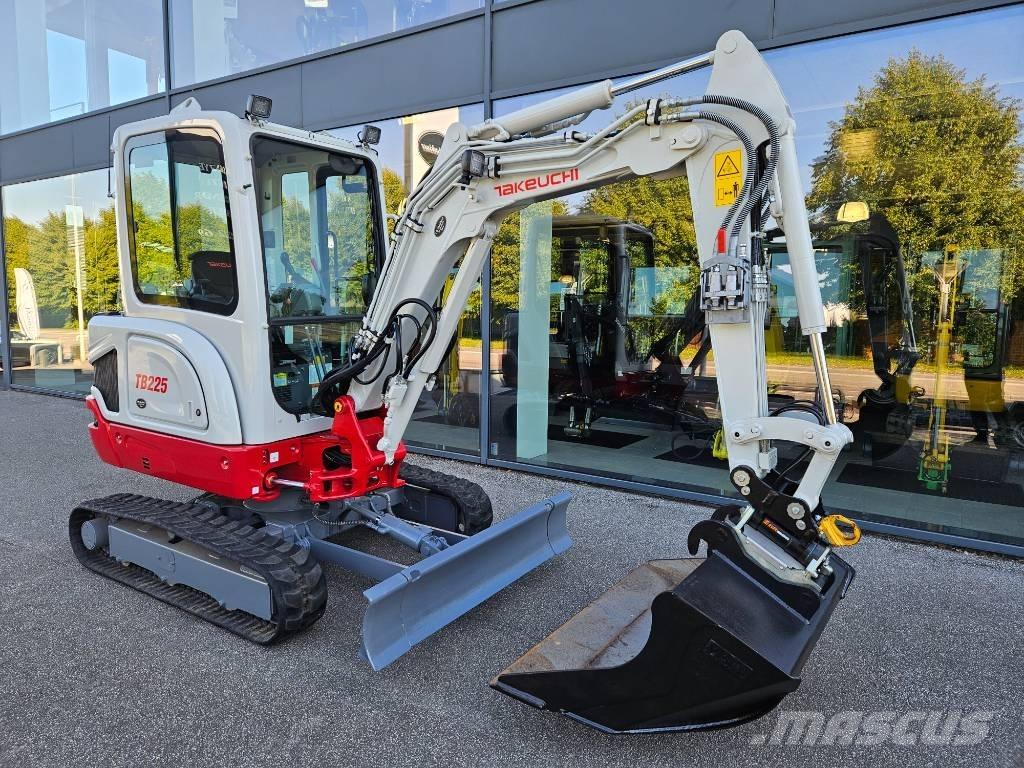 Takeuchi TB 225 Minigravere <7t