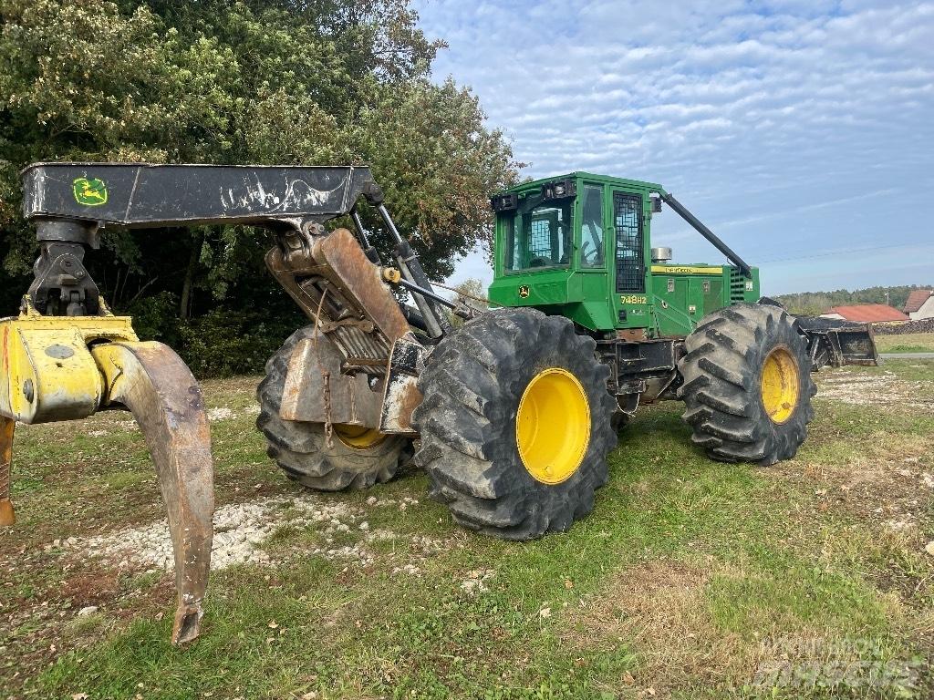 John Deere 748 H II Traktor med skogsutstyr