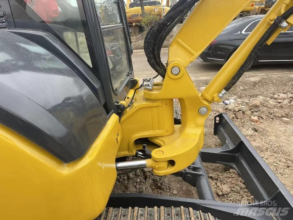 Komatsu PC 40MR Minigravere <7t