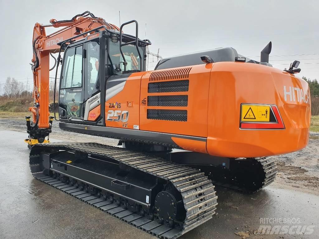 Hitachi ZX250LC-7 Beltegraver