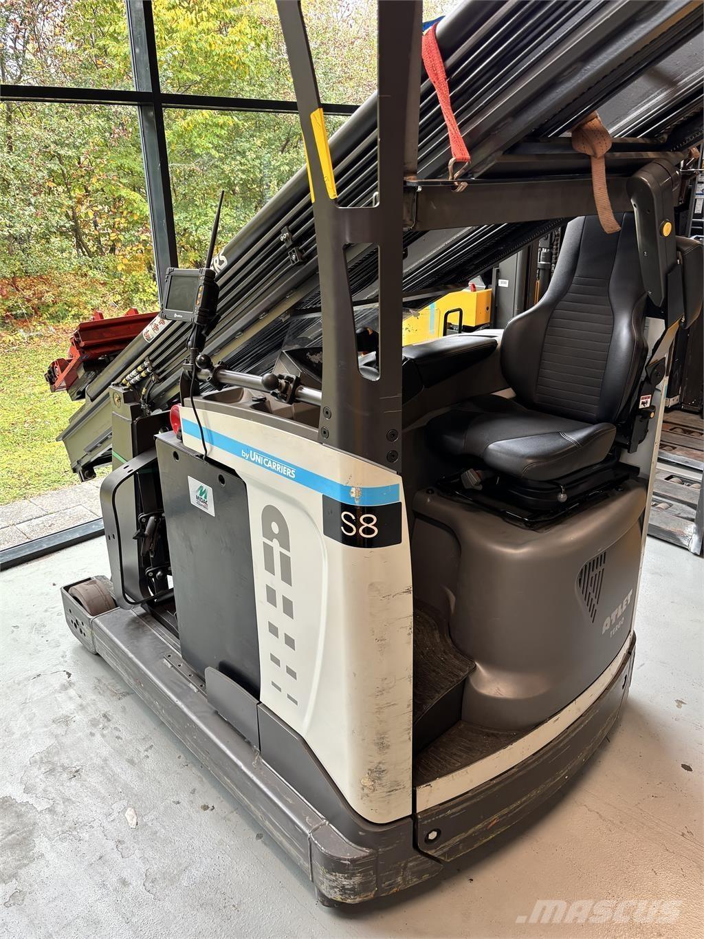 Atlet UHD200 Skyvemasttruck