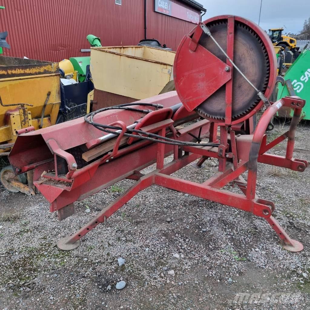 Dalen 1254 Vedmaskin. Vedkløvere, kappemaskiner og flismaskiner