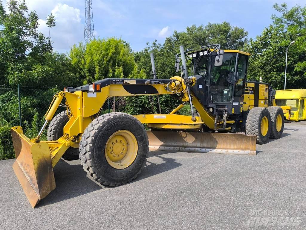 Komatsu GD 675-6 Veihøvler