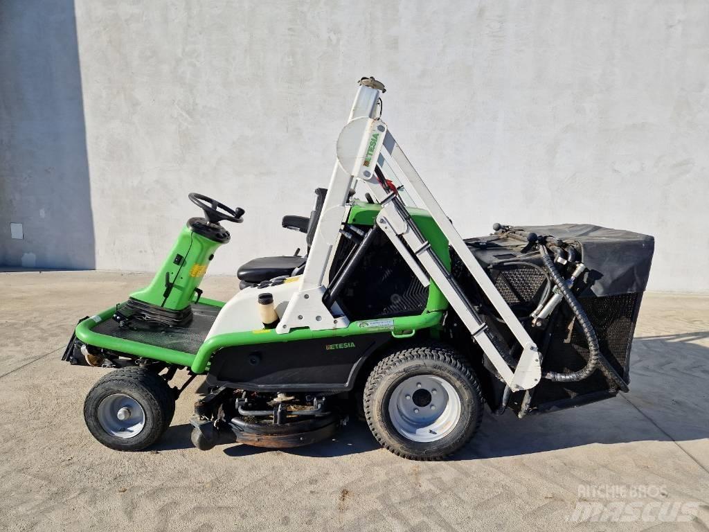 Etesia 124D Faste og slepe klippere