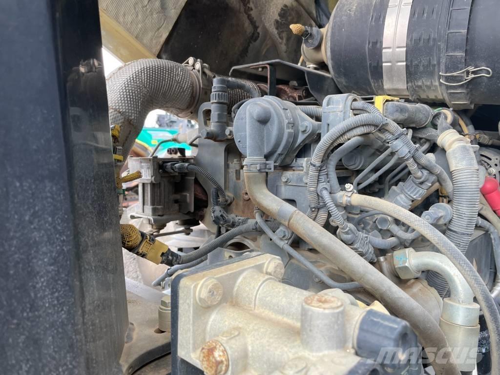 Bomag BW 216 DH-4 Valsetog