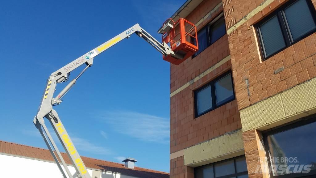 SkyJack SJKB 12 Leddede bomlifter