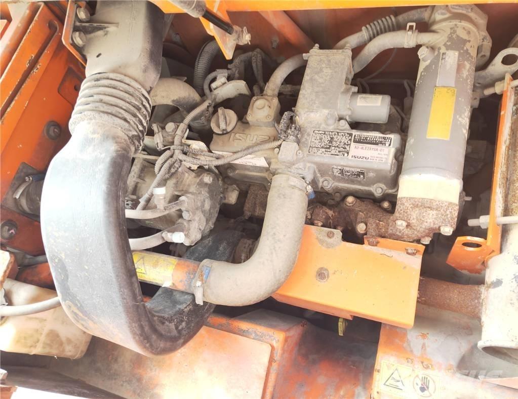 Hitachi ZX75US-3 Midigravere 7 - 12t