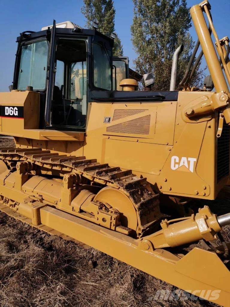 CAT D 6 G Dozere Beltegående