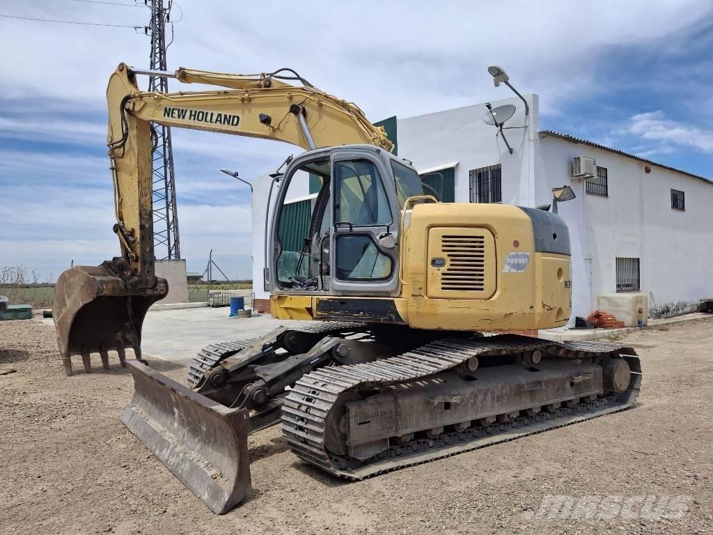 New Holland E 235 SR Beltegraver