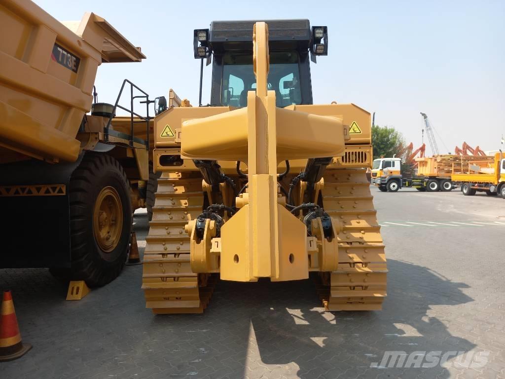CAT D8T (Jebel Ali) Dozere Beltegående