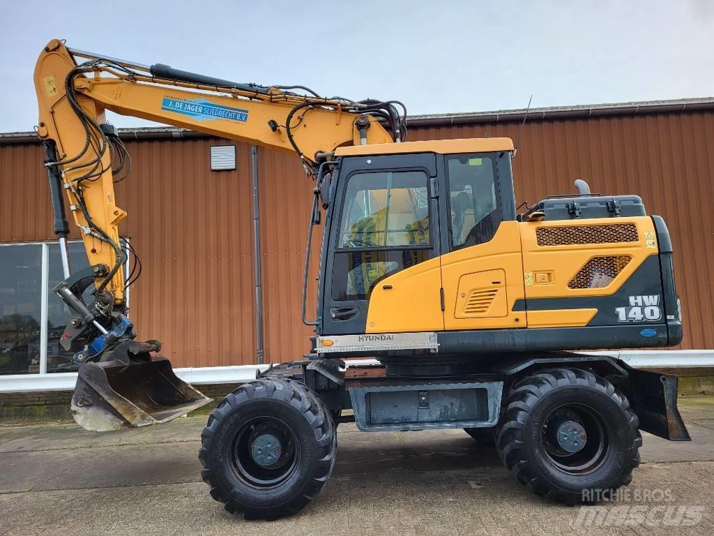 Hyundai HW 140 Røff terreng kraner