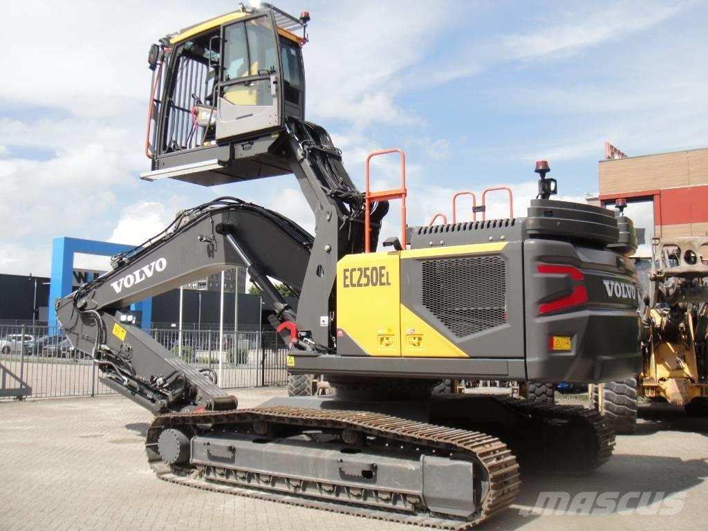 Volvo EC 250 EL Beltegraver