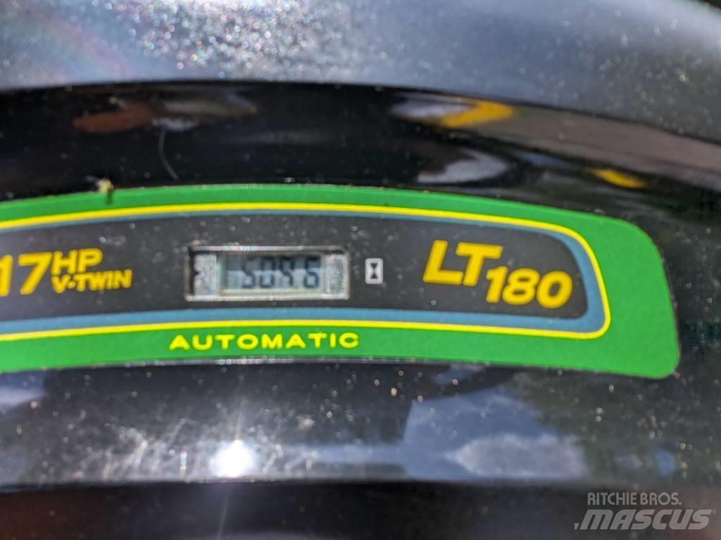 John Deere LT 180 Sitteklippere