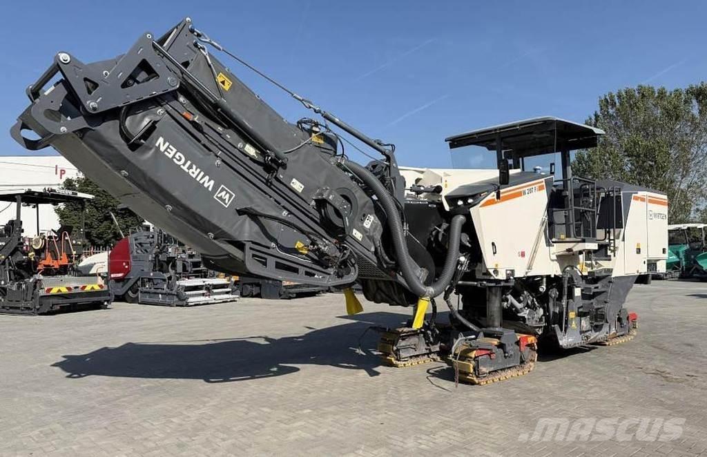 Wirtgen W 207 Fi Asfalt-kaldfresere