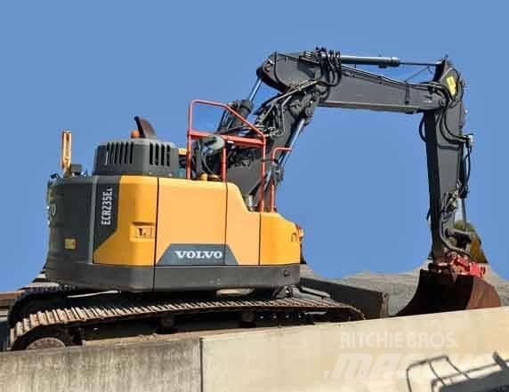 Volvo ECR 235 E Beltegraver