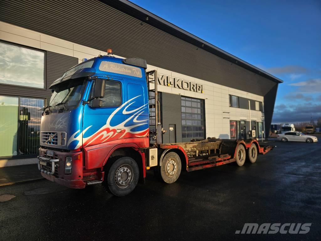 Volvo FH12 8x4 Spesialbiler for transport av skogsmaskiner
