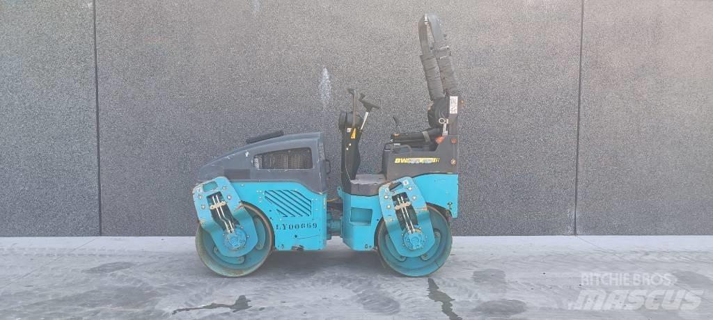 Bomag BW 100 AD-4 Tandem Valser