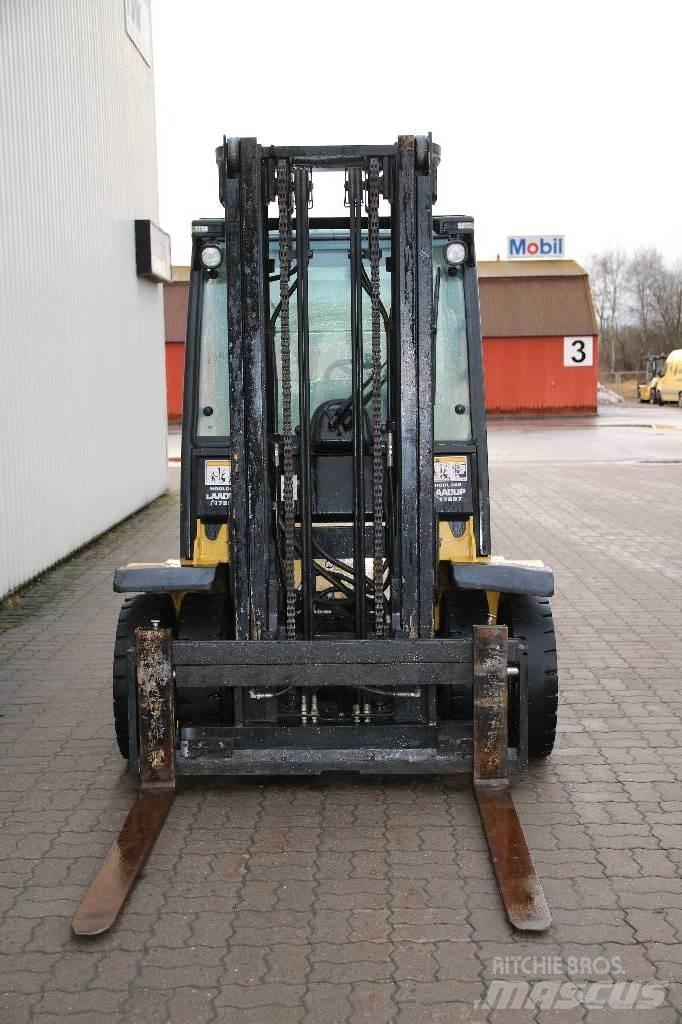 Yale GDP40VX6 Diesel Trucker