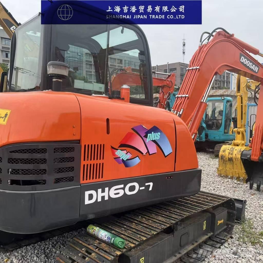 Doosan DX 60 Beltegraver