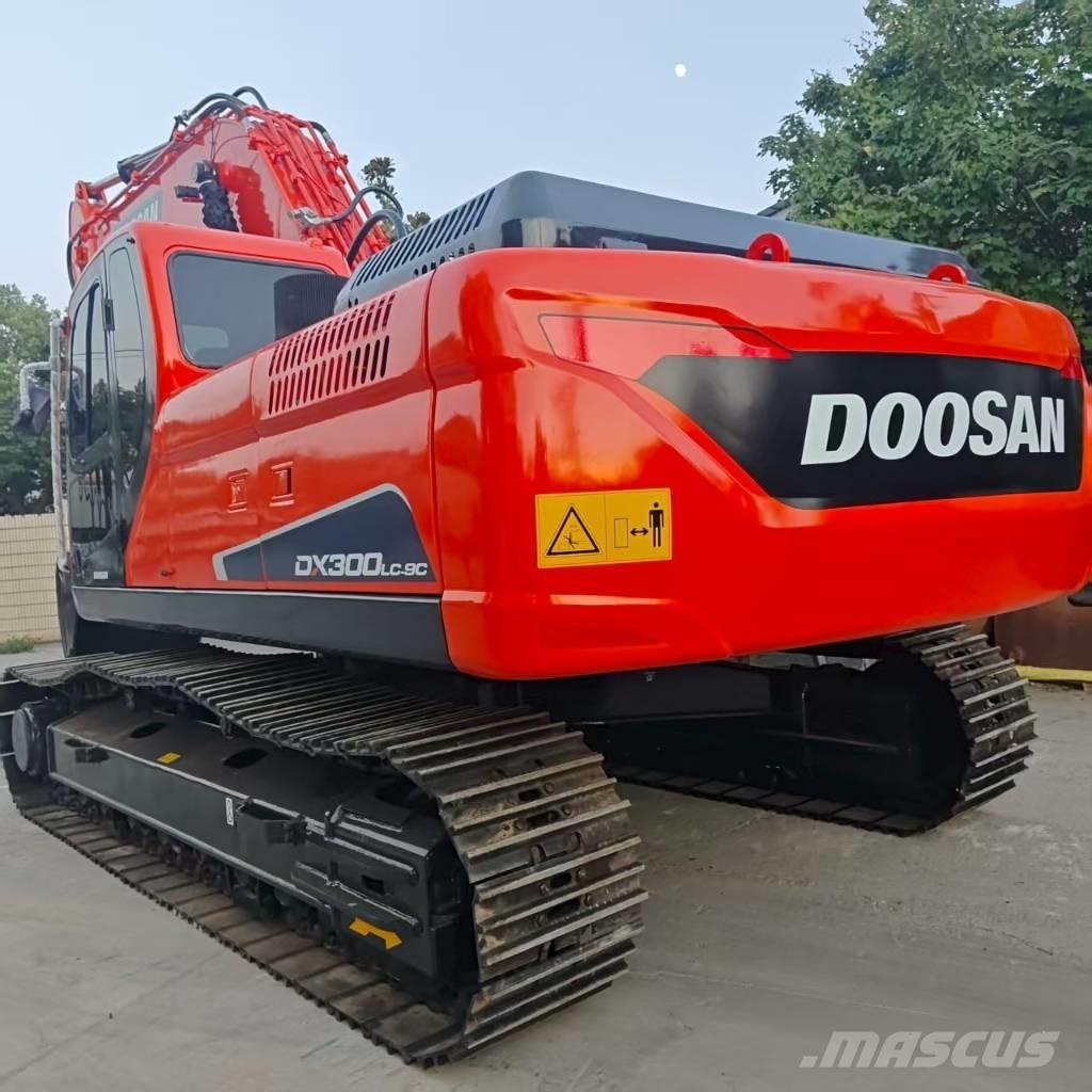 Doosan DX 300 LC Beltegraver