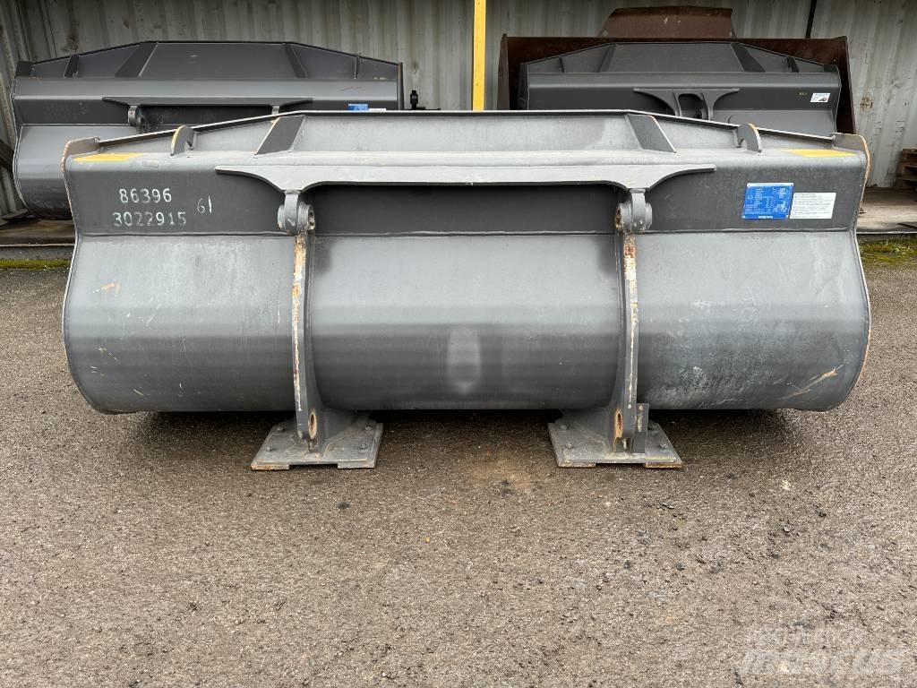 Volvo 1.6m Bucket Skuffer