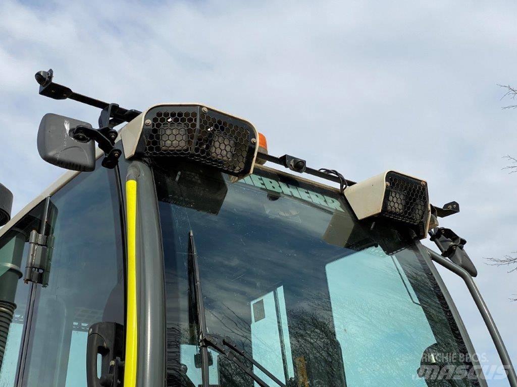 Liebherr LR 636 Beltelastere