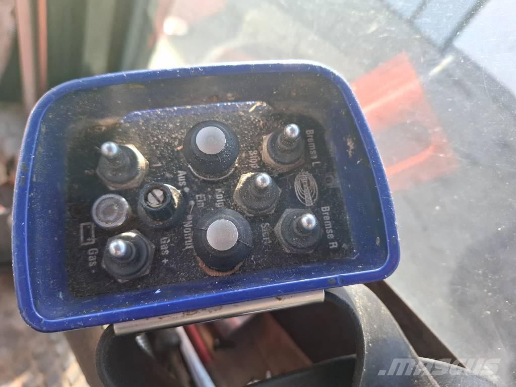 Valtra 8550 Traktor med skogsutstyr