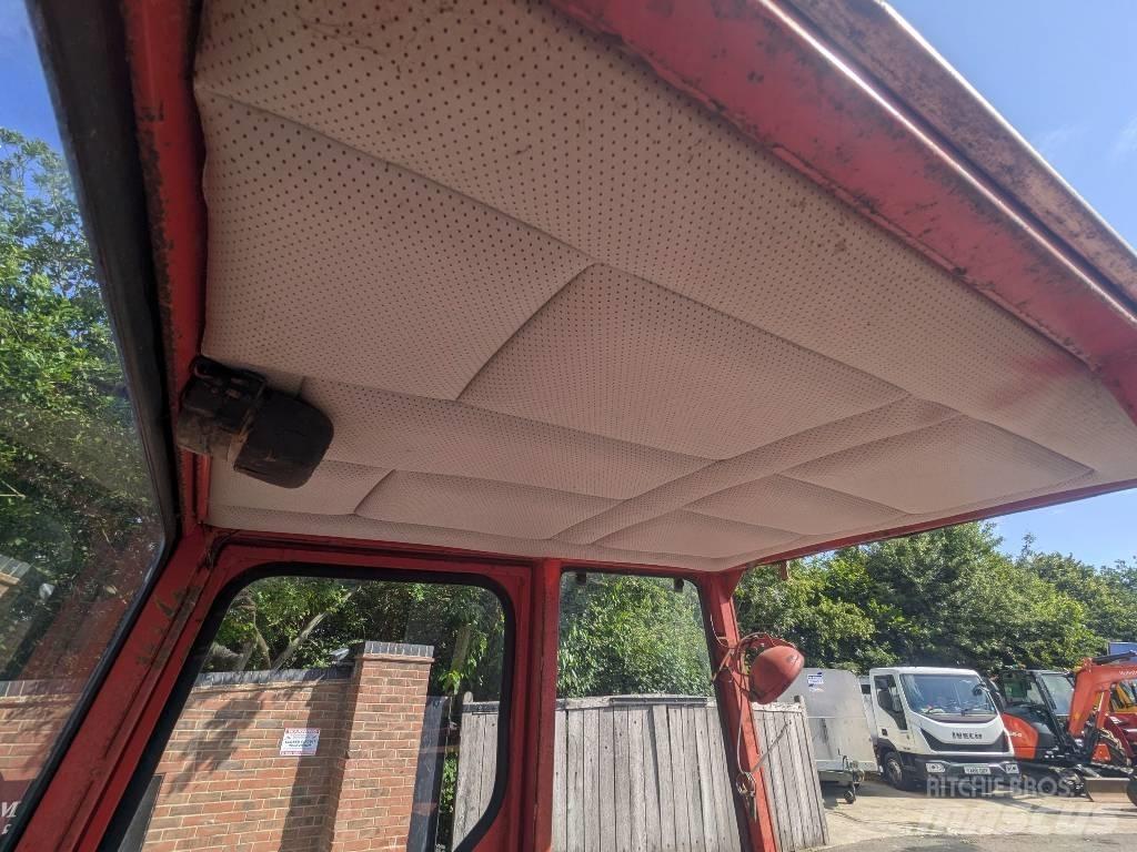 Massey Ferguson 240 Traktorer