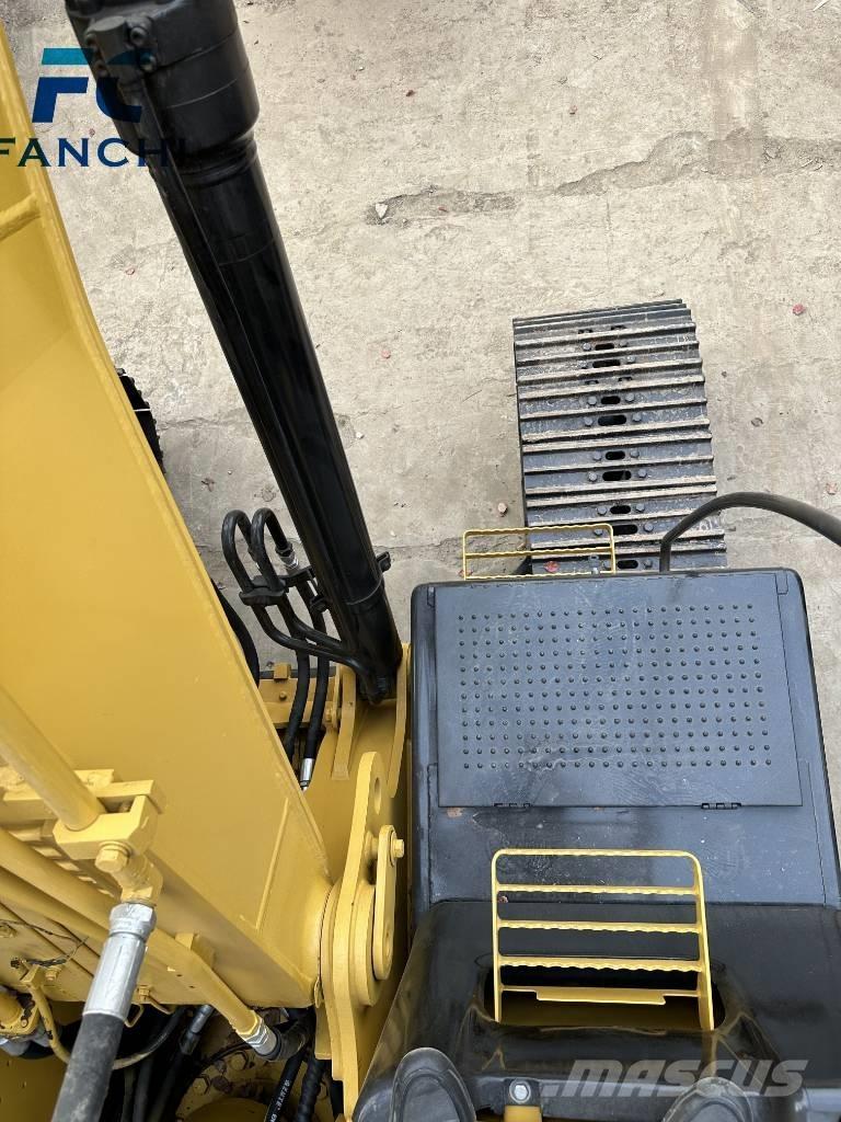 CAT CAT320D Beltegraver